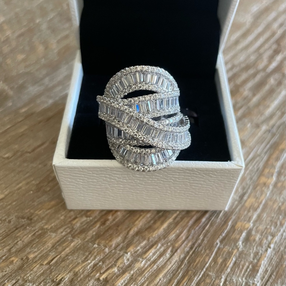 Solid Sterling Silver Stamped 925 Moissanite Cock… - image 2